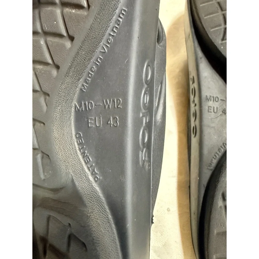 OOFOS OOriginal Recovery Sandal Unisex M10 W12 Black Post Workout Flip Flop